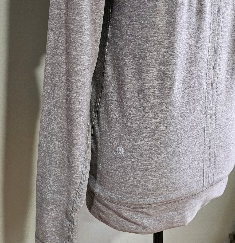Lululemon Make A Move Long Sleeve Cowl Neck Top Womens Size 4 - Picture 7 of 11